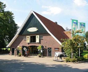 Landgoed Kaamps in Deurningen (4,2 km) - page image