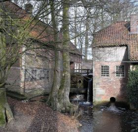 Watermolen Bels in Mander (17,4 km) - page image